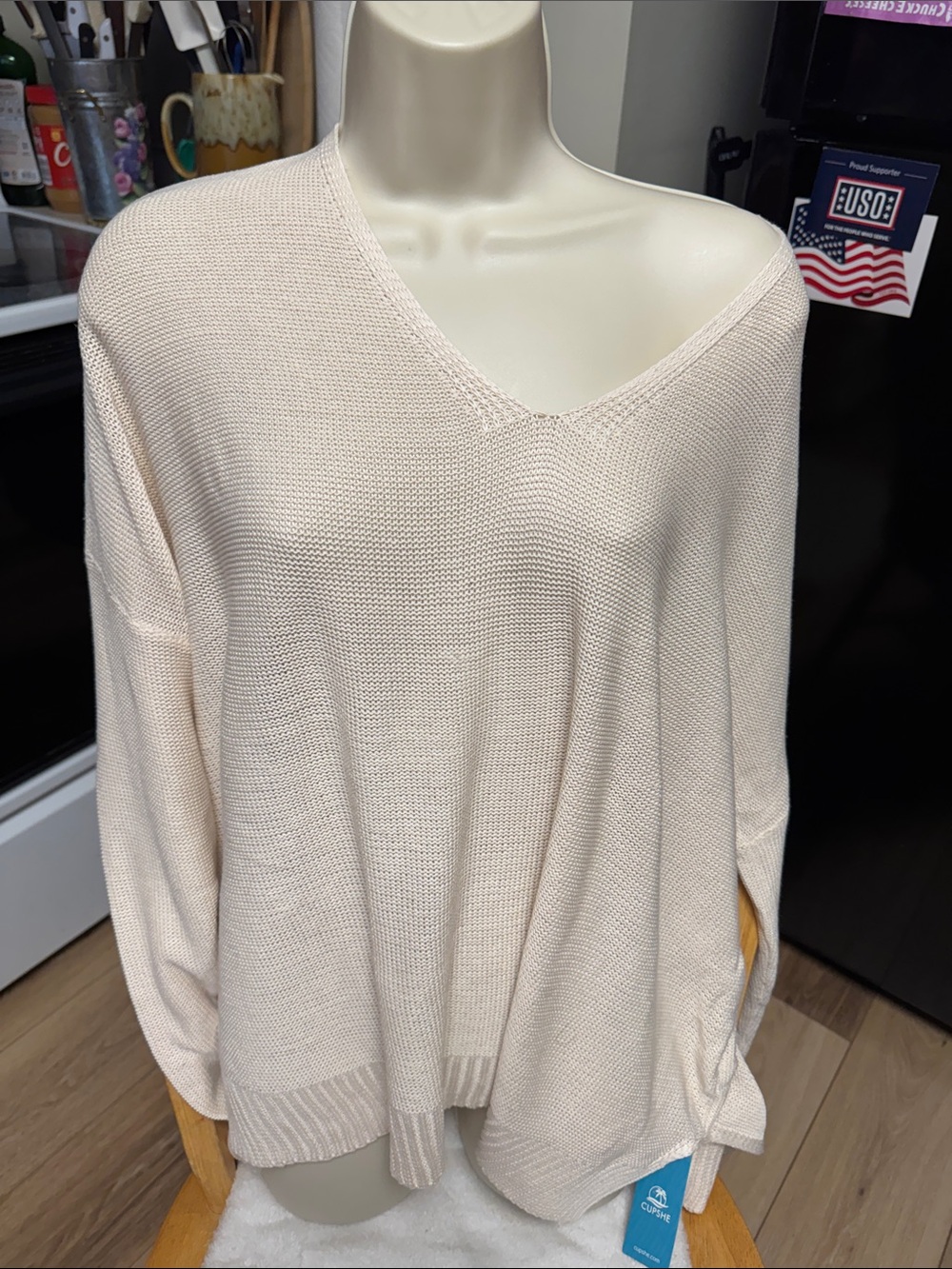 Cupshe NWT M (L XL good) oversized V neck hi/low Cream soft Lightweight Sweater